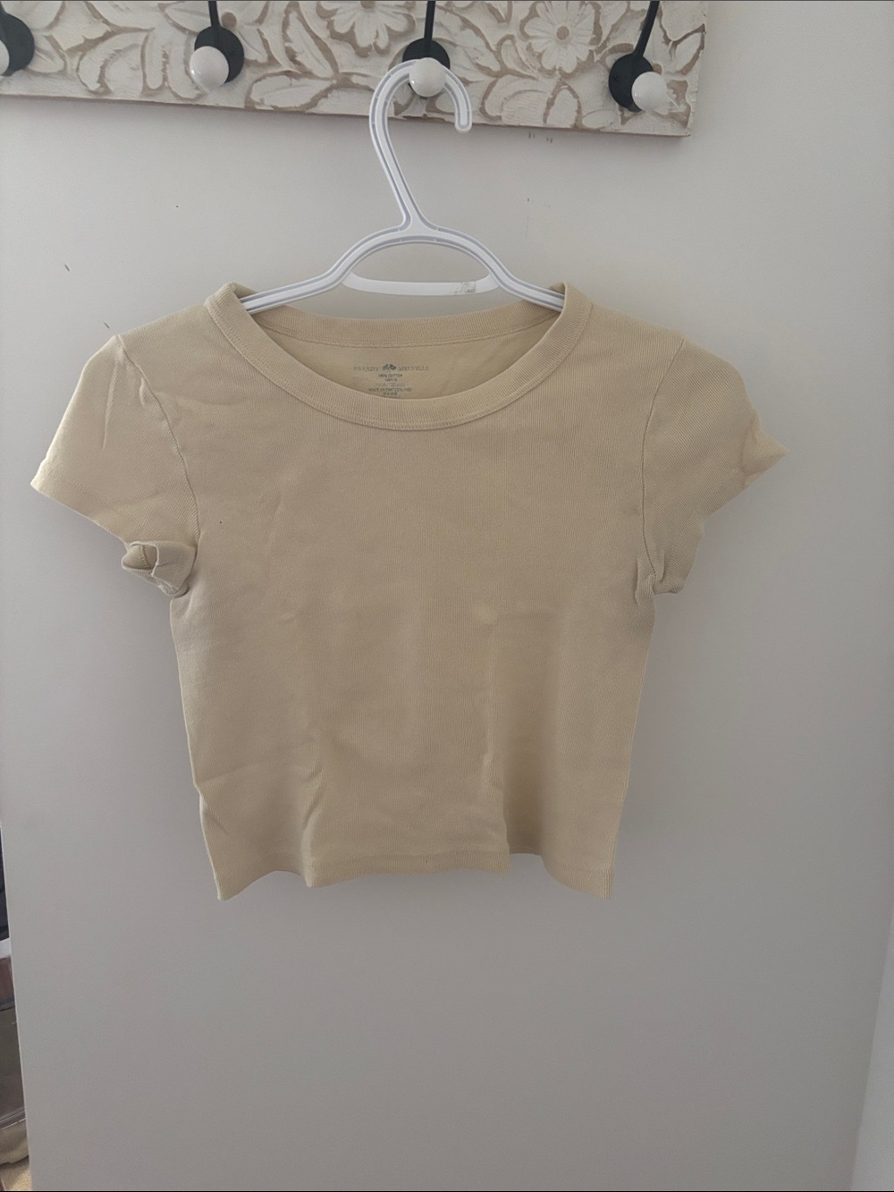 Brandy Melville Short Sleeve Crewneck Top - Cream